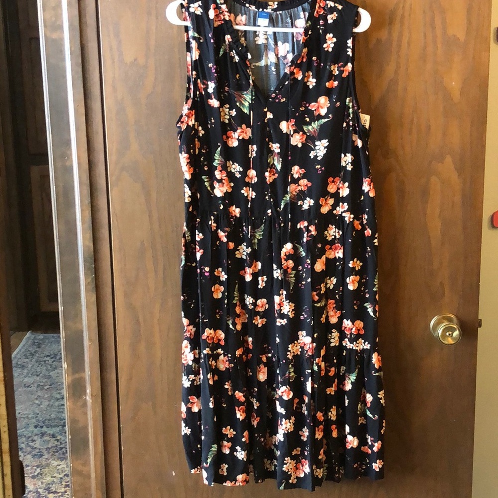 Women’s NWT old navy floral dress